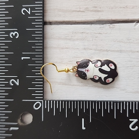 Playful Cat earrings Beautiful Enamel design 925S post EO - Picture 5 of 5